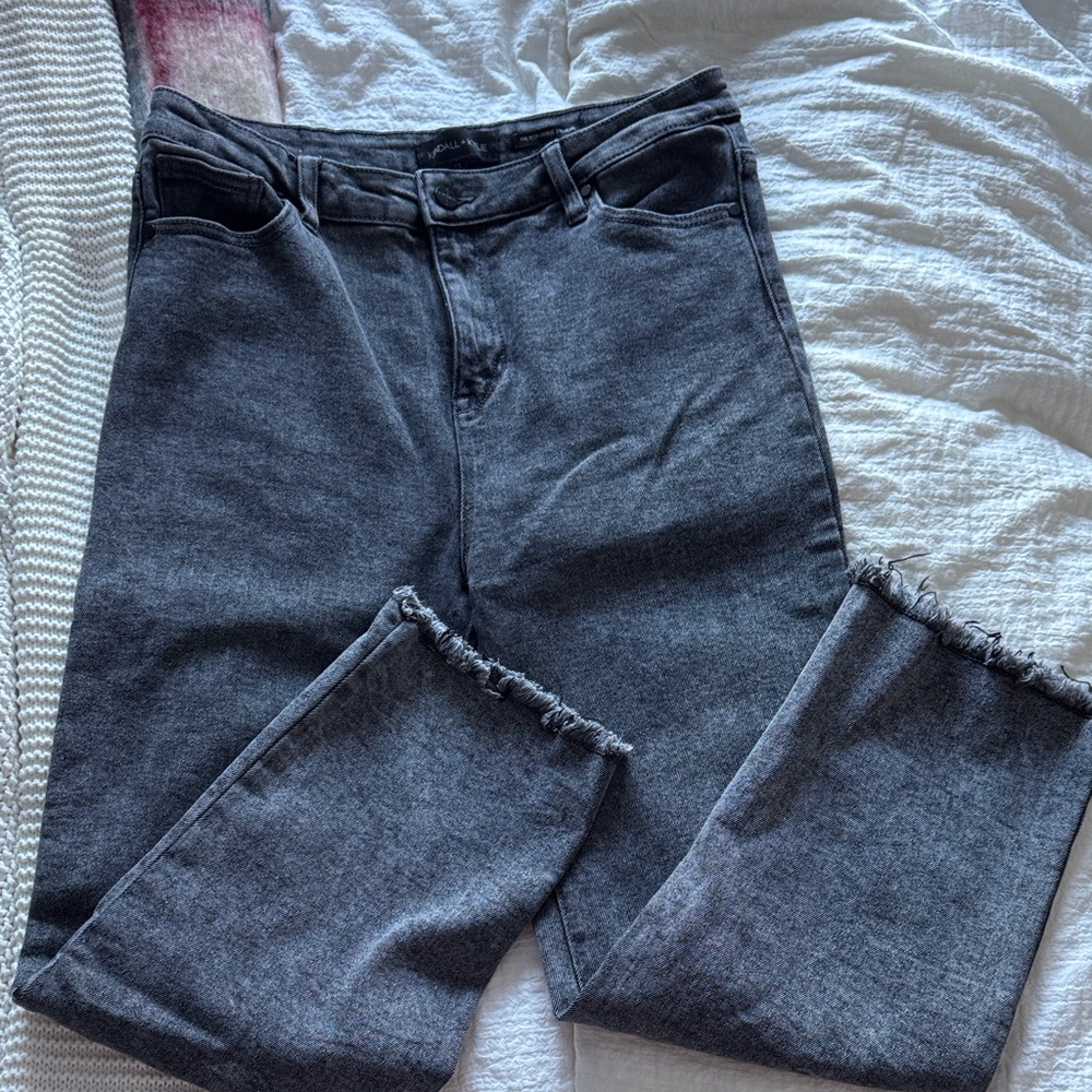 Kendall & Kylie Charcoal Ankle Jeans